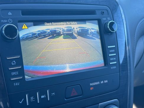 Used 2016 Buick Enclave Convenience image 24