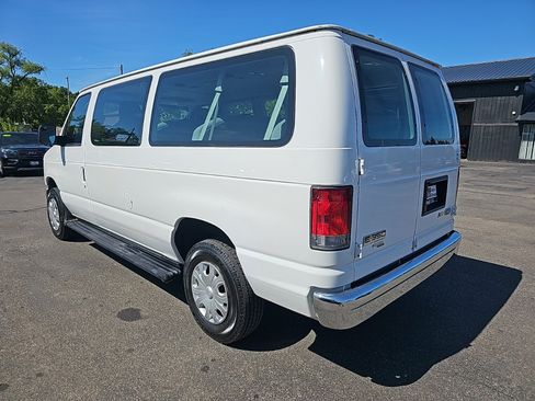 Used 2012 Ford E-350 and Econoline 350 XLT RWD image 6