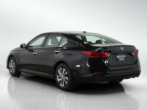 Used 2020 Nissan Altima 2.5 S image 3