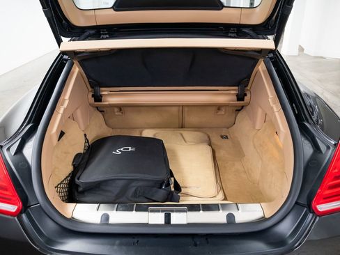 Used 2014 Porsche Panamera S image 8