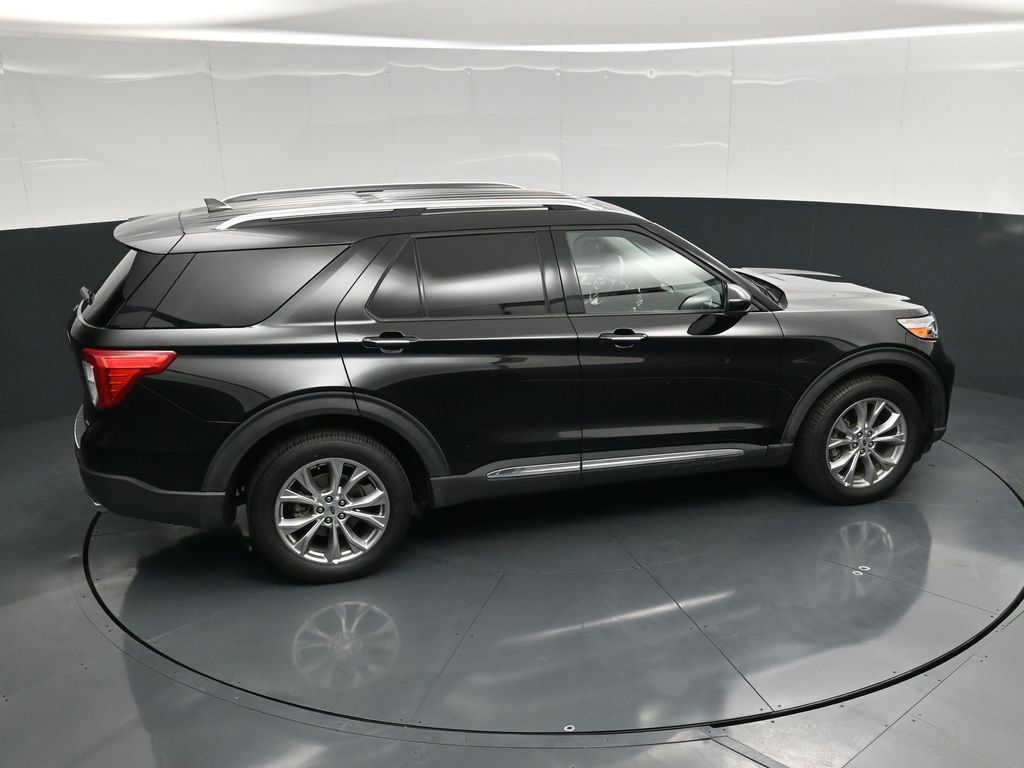 Used 2023 Ford Explorer Limited AWD/4WD image 37