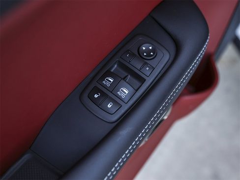 Used 2023 Dodge Challenger SRT Hellcat image 34