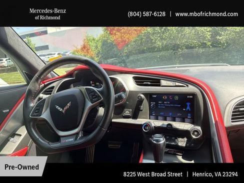 Used 2015 Chevrolet Corvette Z06 w/ 3LZ Preferred Equipment Group RWD image 17