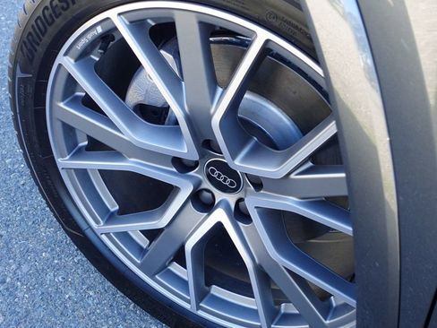 New 2025 Audi Q3 2.0T Premium Plus image 11