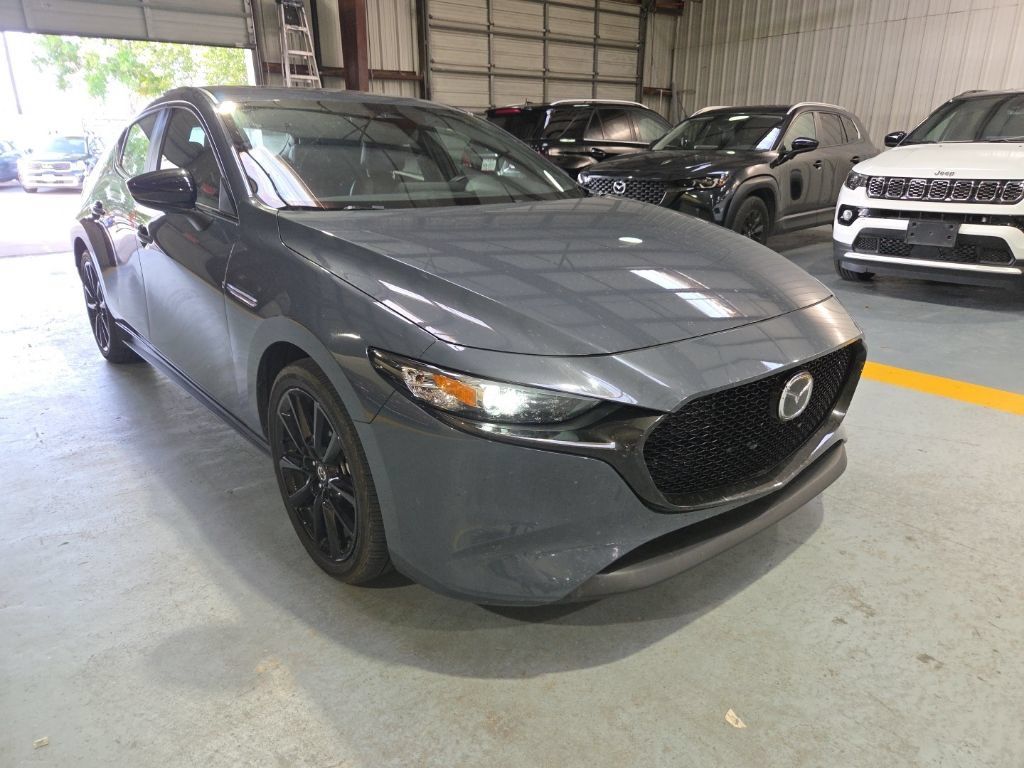 Used 2026 MAZDA MAZDA3 Carbon AWD/4WD image 6