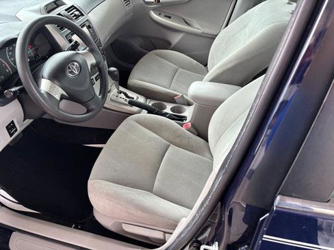 Used 2013 Toyota Corolla LE FWD image 14