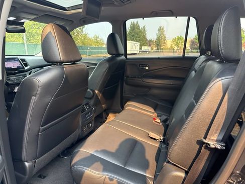 Used 2017 Honda Pilot Touring image 19