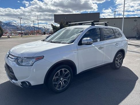 Used 2015 Mitsubishi Outlander GT image 7