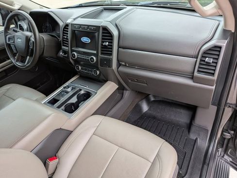 Used 2020 Ford Expedition XLT w/ Equipment Group 202A RWD image 29