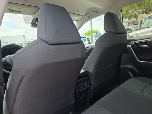 Used 2024 Toyota RAV4 XLE image 17