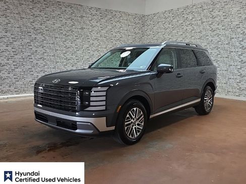 Certified 2026 Hyundai Palisade SEL FWD image 3