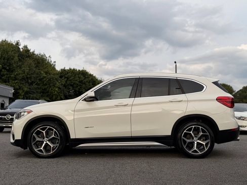 Used 2018 BMW X1 xDrive28i w/ Convenience Package AWD/4WD image 2