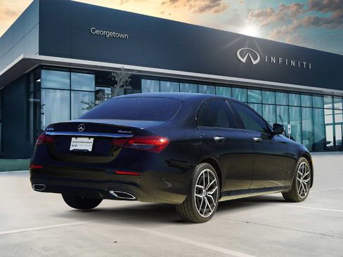 Used 2022 Mercedes-Benz E 450 4MATIC Sedan image 5