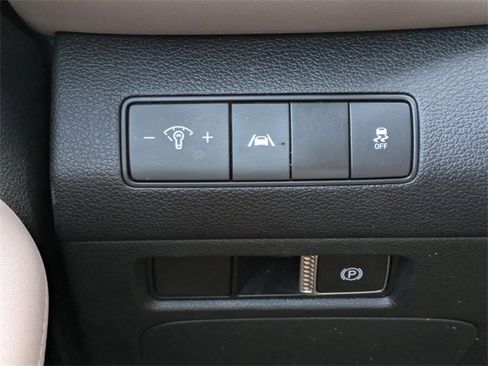 Used 2023 Hyundai Santa Fe SE w/ Cargo Package image 25