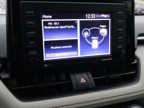 Used 2021 Toyota RAV4 XLE w/ Convenience Package AWD/4WD image 11