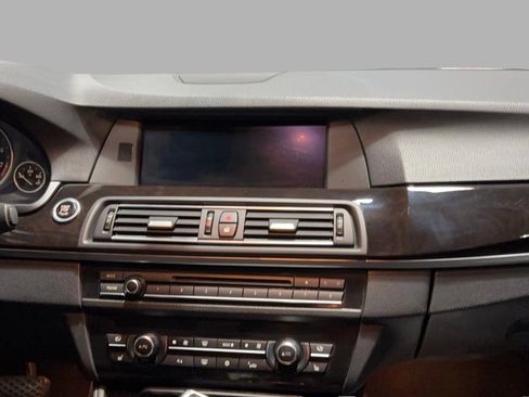 Used 2011 BMW 535i Sedan image 37