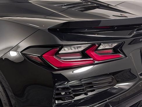 Used 2024 Chevrolet Corvette Z06 image 16