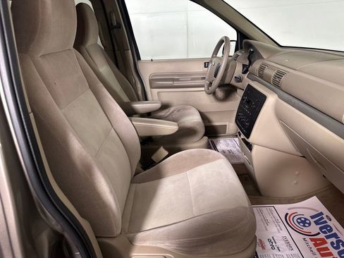 Used 2005 Ford Freestar SES image 28
