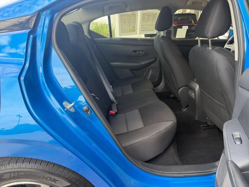 Used 2025 Nissan Sentra SV FWD image 34