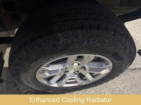 Used 2022 Chevrolet Silverado 1500 LT w/ Max Trailering Package image 18