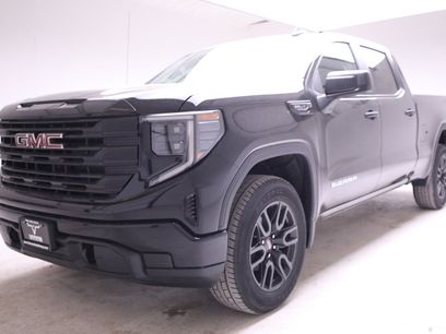 New 2026 GMC Sierra 1500 Pro w/ Graphite Edition