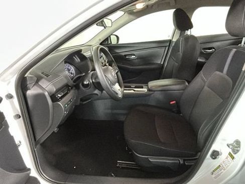 Used 2023 Nissan Sentra SV FWD image 12