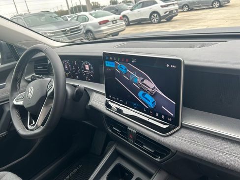 New 2026 Volkswagen Tiguan S FWD image 33