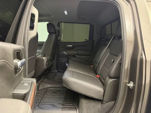 Used 2019 GMC Sierra 1500 SLT w/ SLT Premium Plus Package AWD/4WD image 19