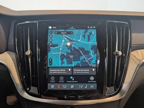 New 2026 Volvo V60 B5 Cross Country Ultra w/ Climate Package image 19