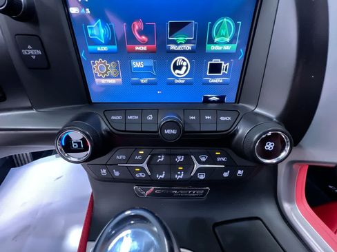 Used 2019 Chevrolet Corvette Stingray Coupe RWD image 28