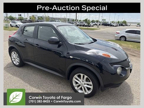 Used 2014 Nissan Juke S AWD/4WD image 1