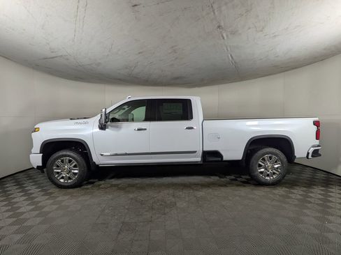 New 2026 Chevrolet Silverado 3500 High Country w/ High Country Premium Package image 3