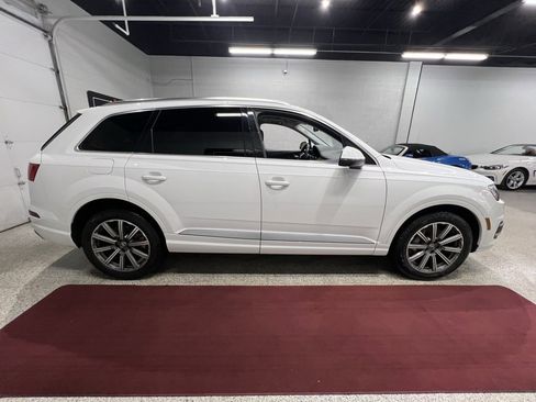 Used 2018 Audi Q7 3.0T Premium Plus image 11