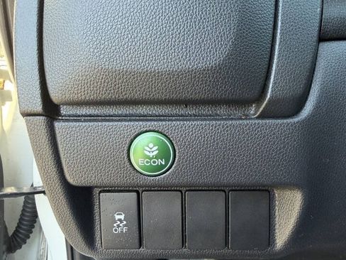 Used 2015 Honda Fit EX image 27