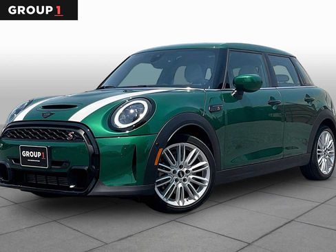 Used 2024 MINI Cooper S FWD image 1
