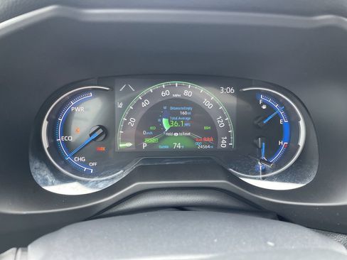 Used 2023 Toyota RAV4 XLE w/ Convenience Package AWD/4WD image 17