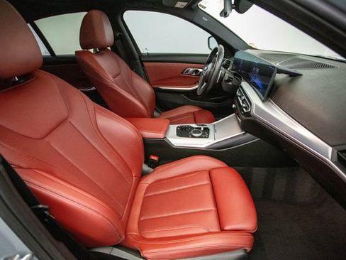 Used 2023 BMW 330i Sedan w/ M Sport Package image 20