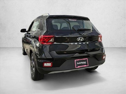 New 2026 Hyundai Venue SEL image 9