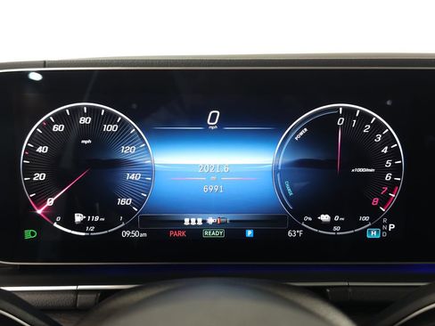 Used 2025 Mercedes-Benz GLE 450e 4MATIC image 14