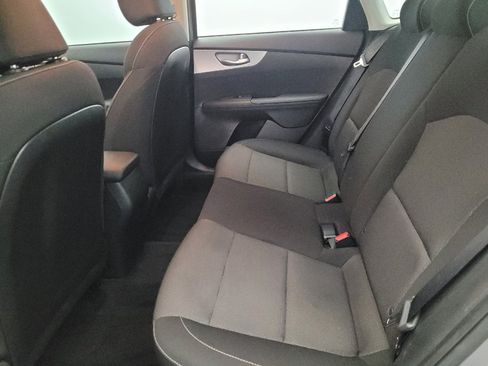 Used 2023 Kia Forte LXS w/ LXS Technology Package image 18