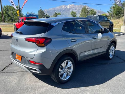 Used 2025 Buick Encore GX Preferred AWD/4WD image 8