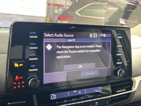 Used 2021 Toyota Sienna XLE image 20