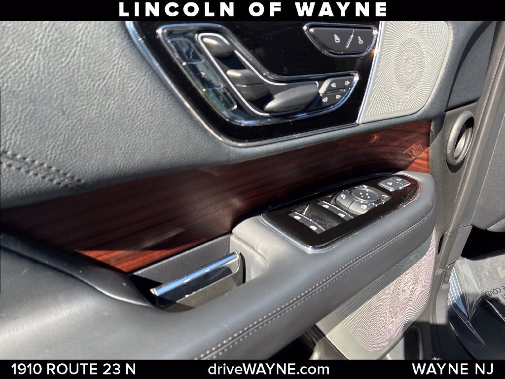 Certified 2024 Lincoln Navigator Reserve AWD/4WD image 14