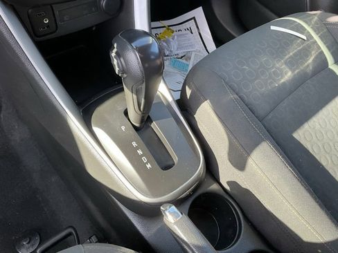Used 2020 Chevrolet Trax LS image 20