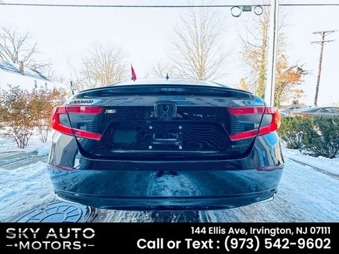 Used 2022 Honda Accord Sport image 5