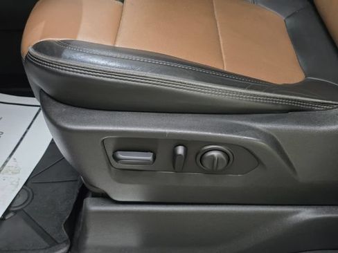 Used 2020 Chevrolet Silverado 1500 High Country w/ Trailer Camera Package AWD/4WD image 15
