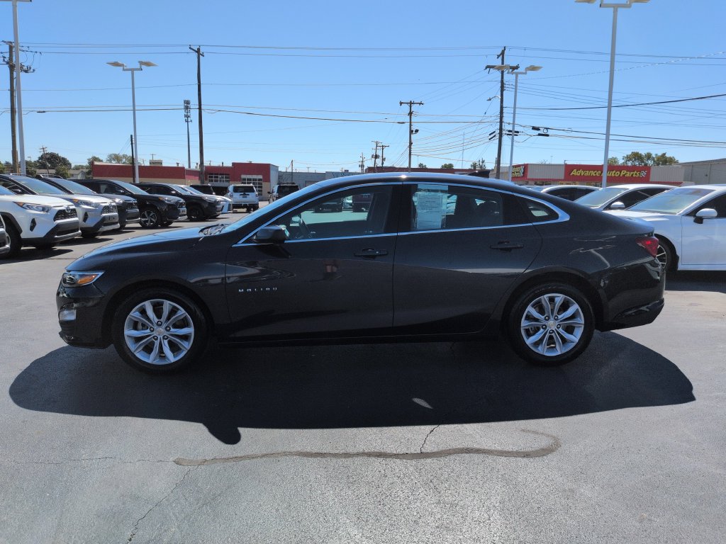 Used 2023 Chevrolet Malibu LT w/ Driver Confidence Package FWD image 2