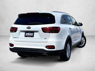 Used 2019 Kia Sorento AWD w/ LX Convenience Package video 2
