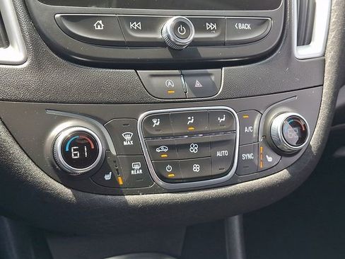 Used 2024 Chevrolet Malibu LT w/ Sport Edition FWD image 15