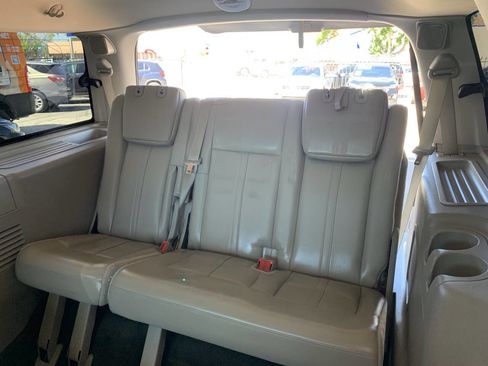 Used 2017 Lincoln Navigator Select AWD/4WD image 15